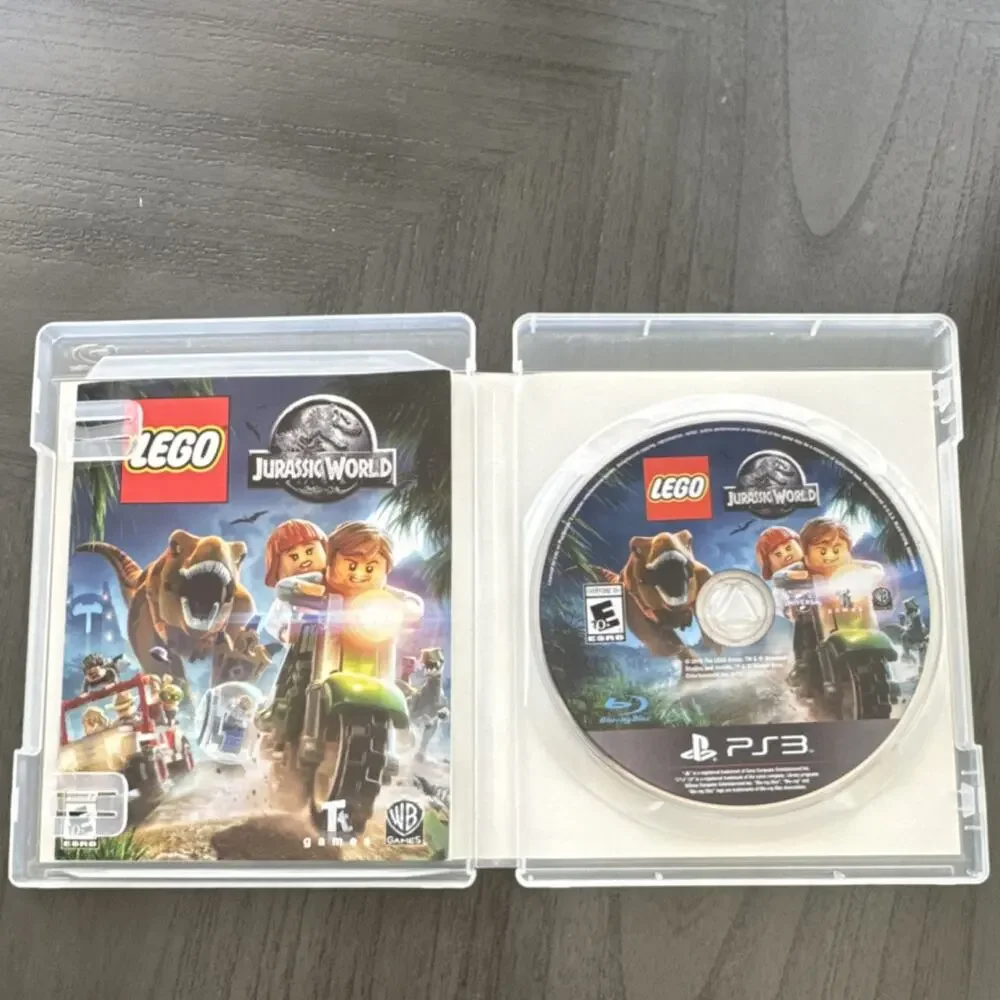 LEGO Jurassic World PS3 2015 Multiplayer Manual Included